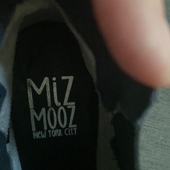 NWOT Miz Mooz Booties size 9 NWOT - Picture 10 of 10